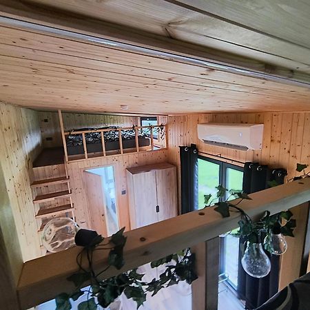 Tiny House Chvalcov Villa ภายนอก รูปภาพ