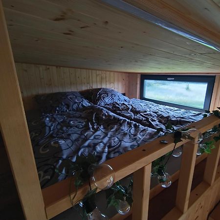 Tiny House Chvalcov Villa ภายนอก รูปภาพ