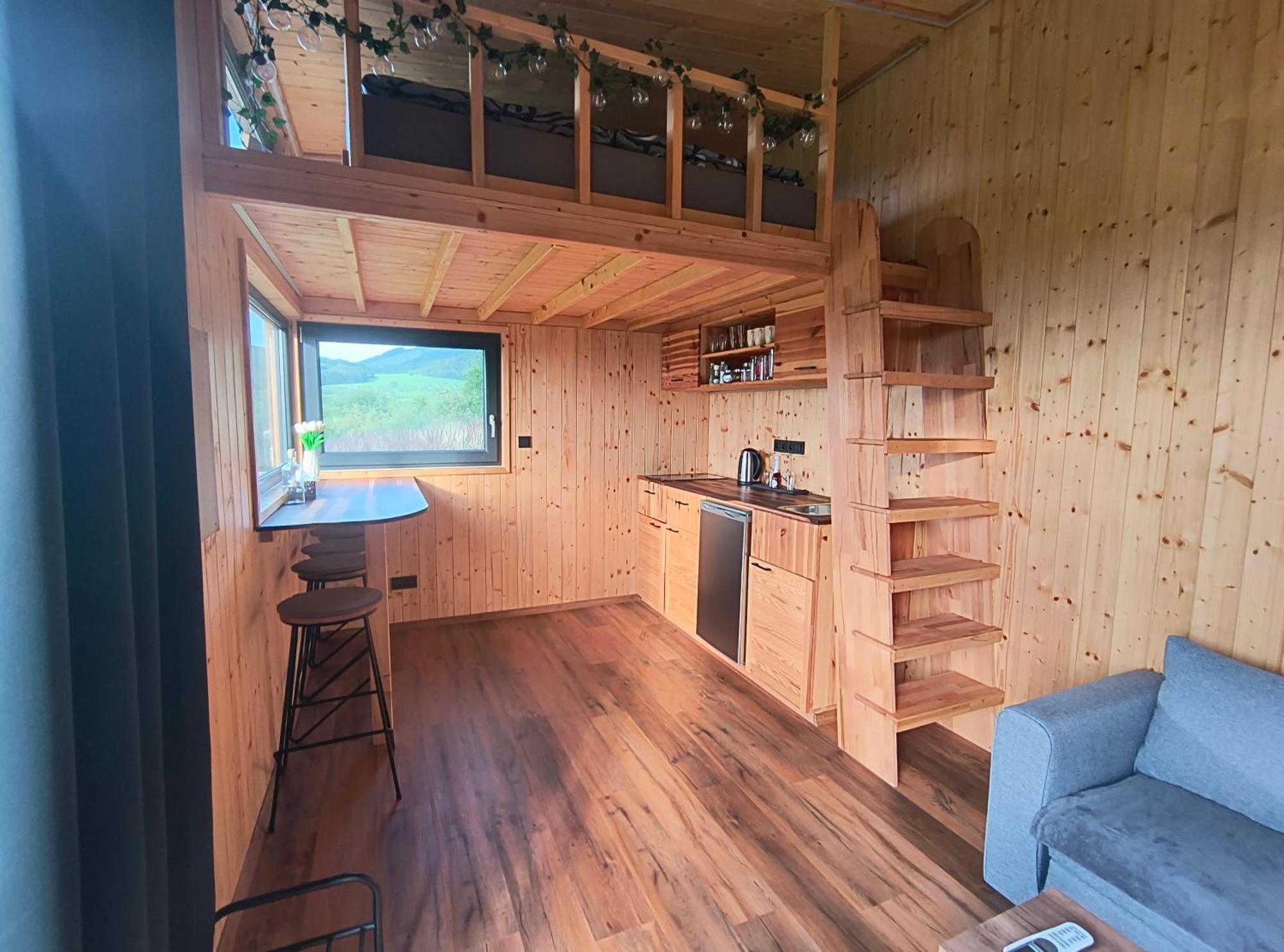 Tiny House Chvalcov Villa ภายนอก รูปภาพ